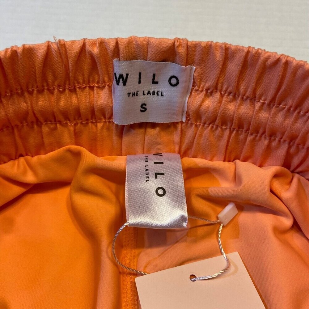 Wilo The Label Women's 2 in 1 Running Short Peach Athletic Activewear Workout - Picture 5 of 10